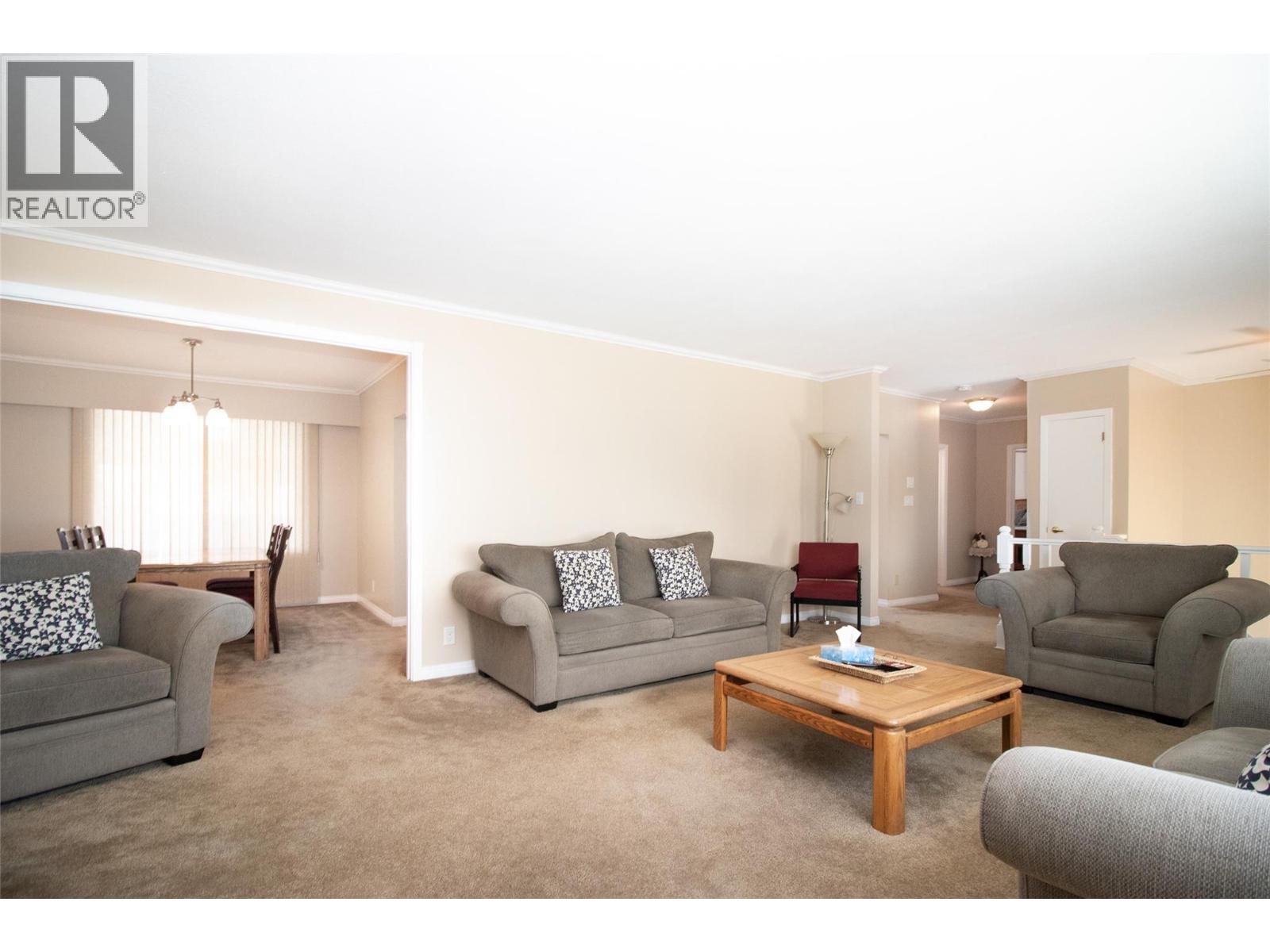 210 Wallace Road - 6