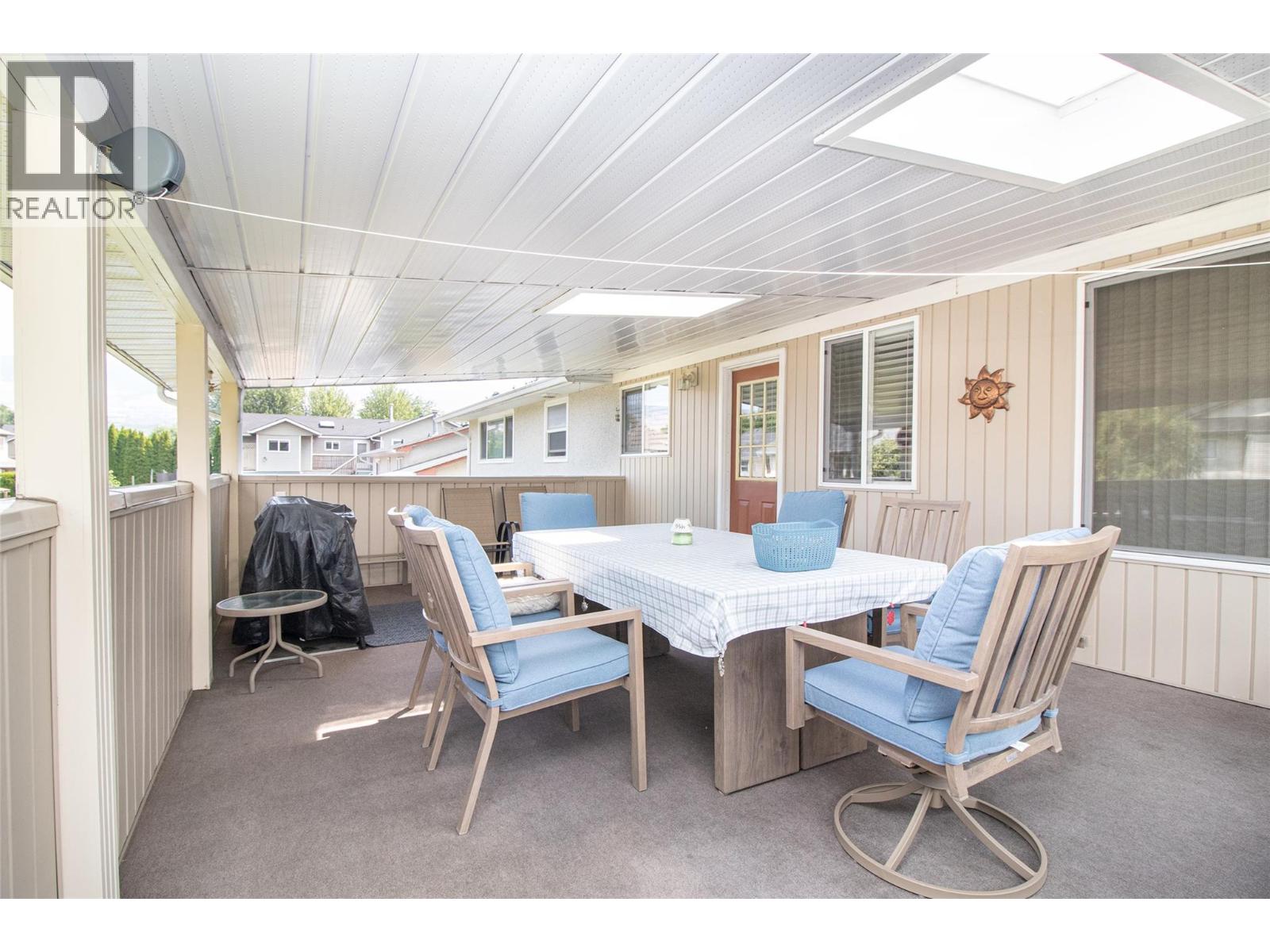 210 Wallace Road, Kelowna