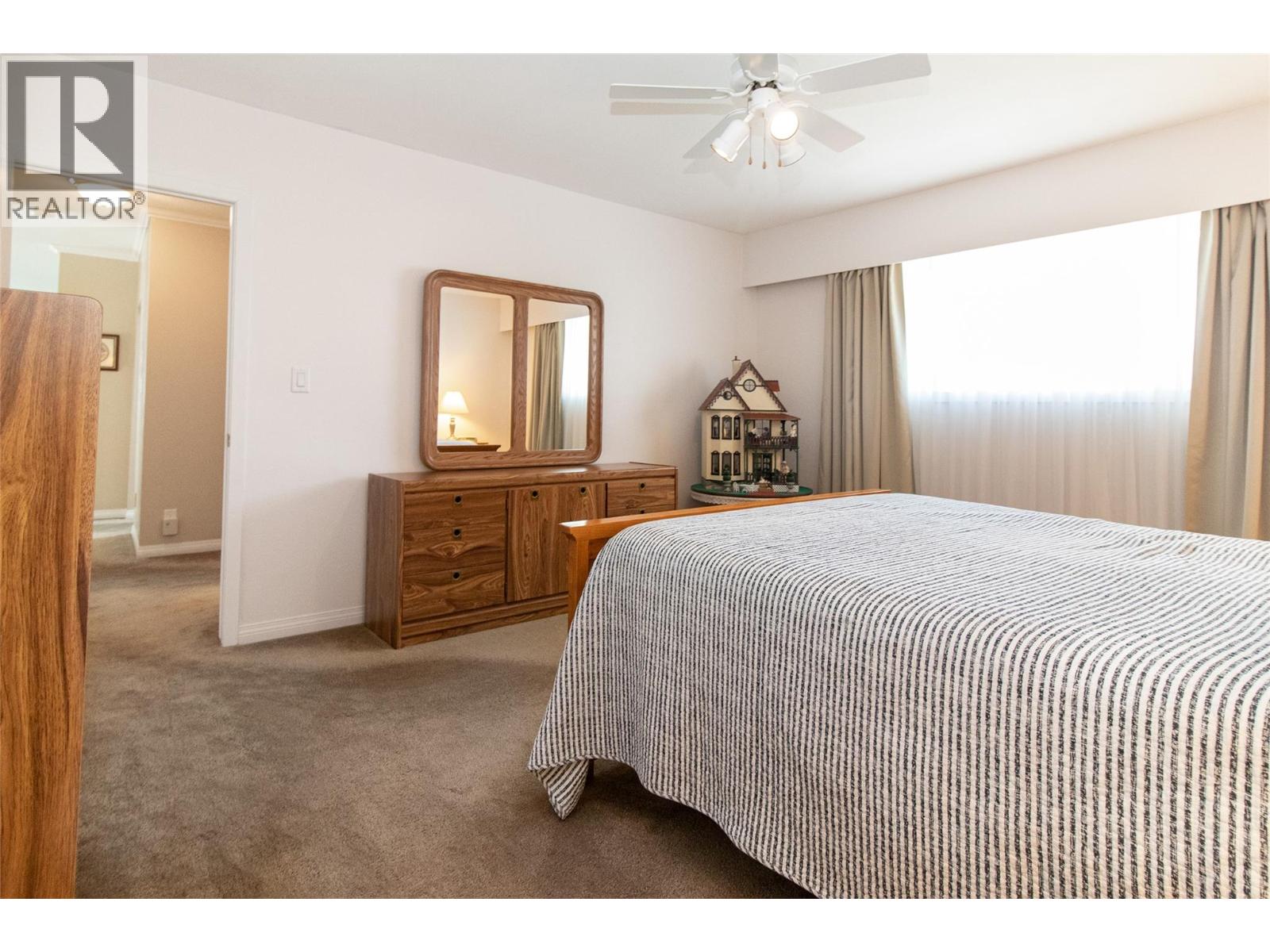 210 Wallace Road - 17