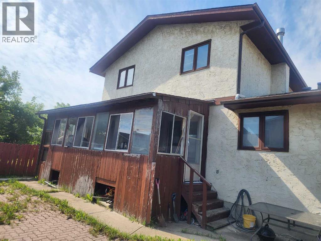 39 Whiteram Close NE - Image 4