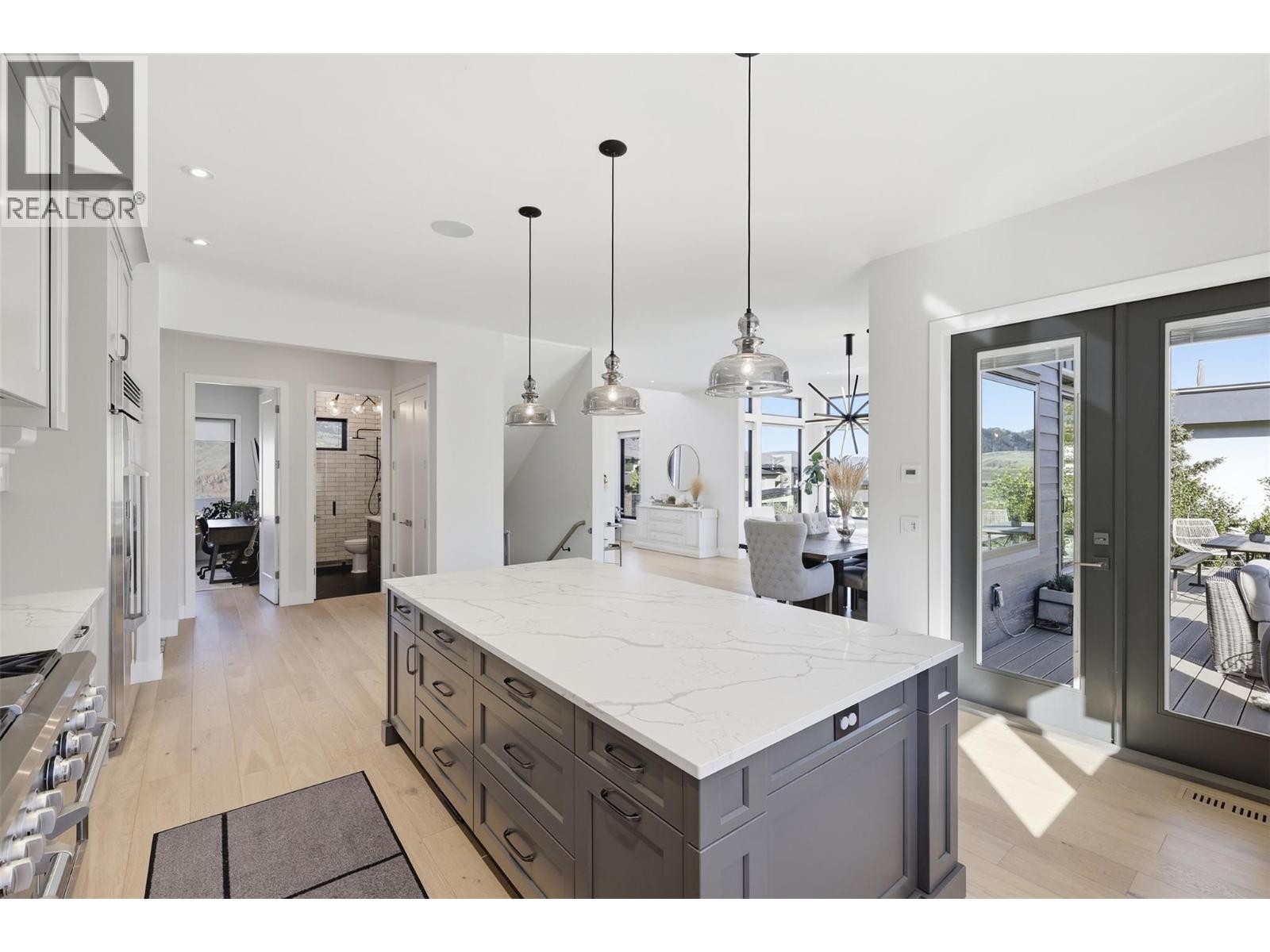 316 HOLLOWAY Drive - 15