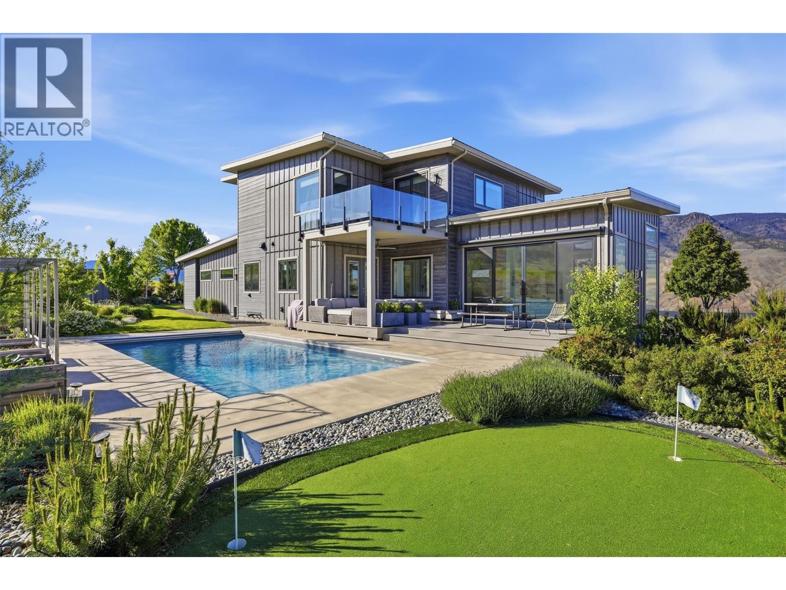 316 HOLLOWAY Drive - 28