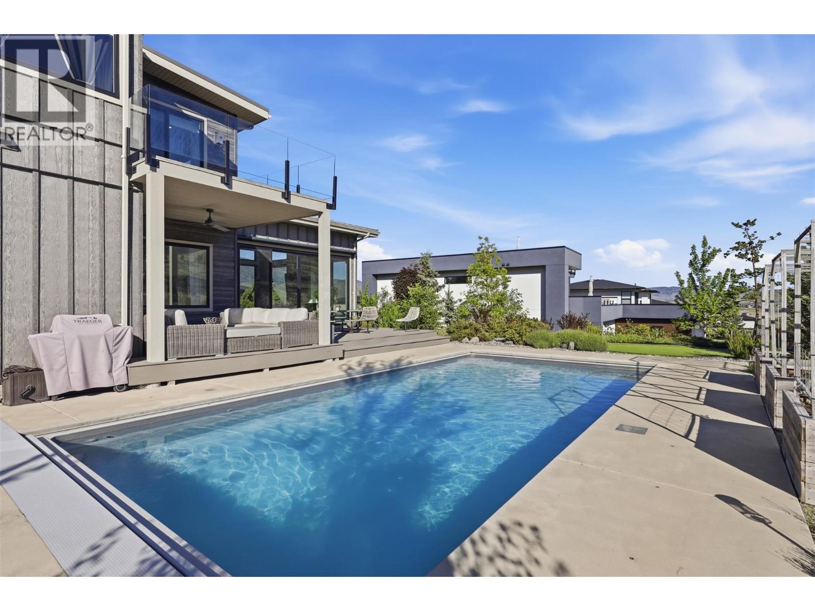 316 HOLLOWAY Drive - 29