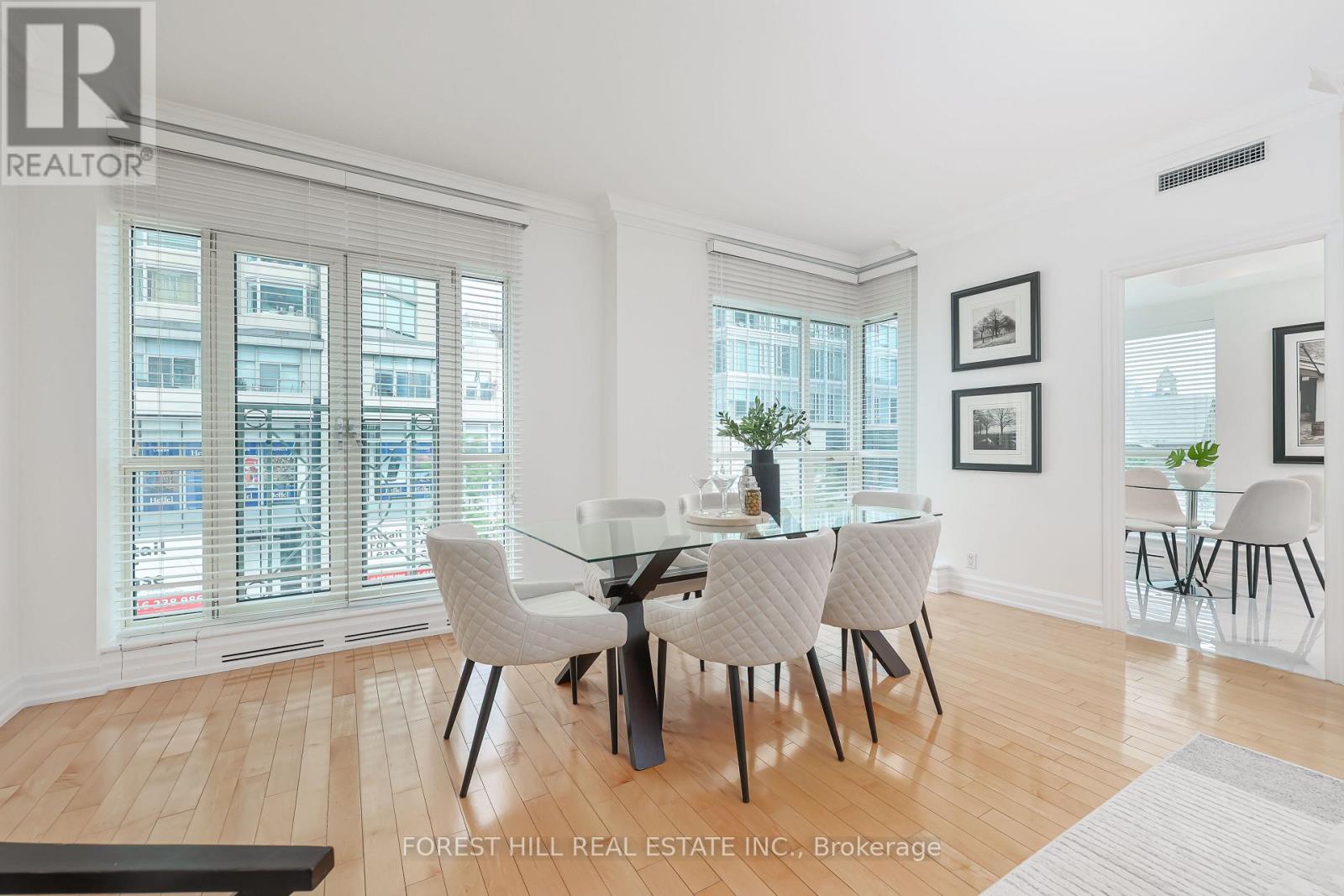 #305 38 AVENUE ROAD - 13