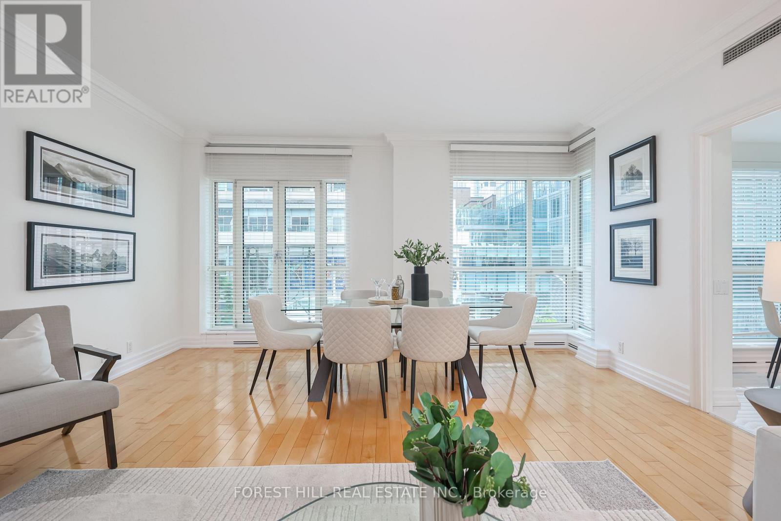 #305 38 AVENUE ROAD - 11