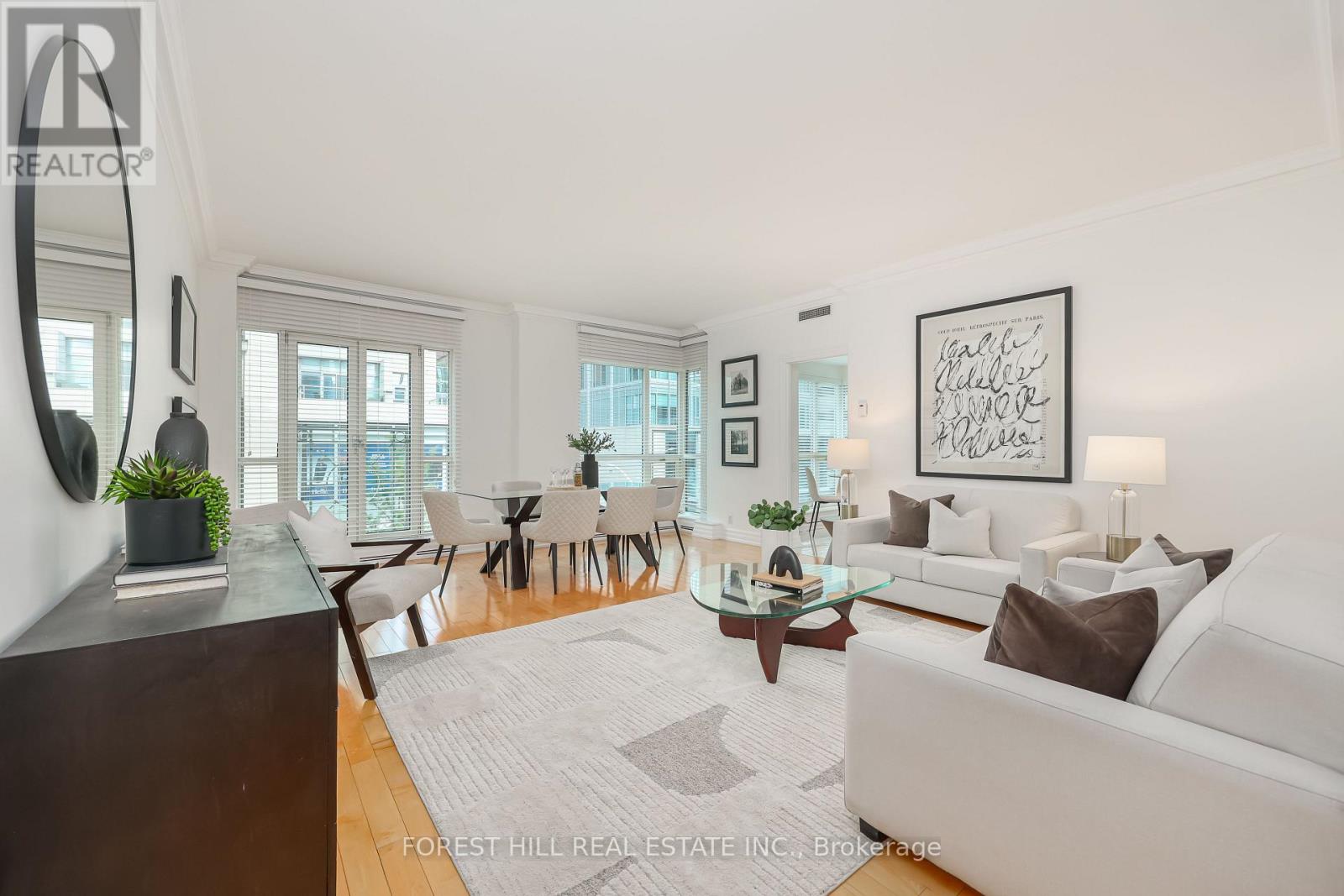 #305 38 AVENUE ROAD - 6