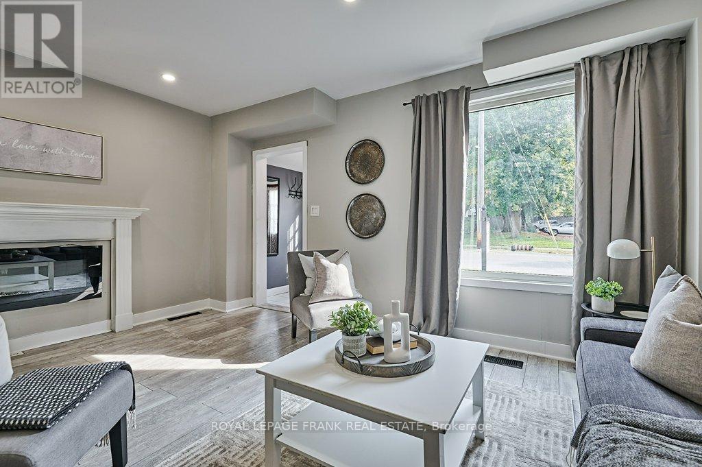 493 ST. LAWRENCE AVENUE - 8
