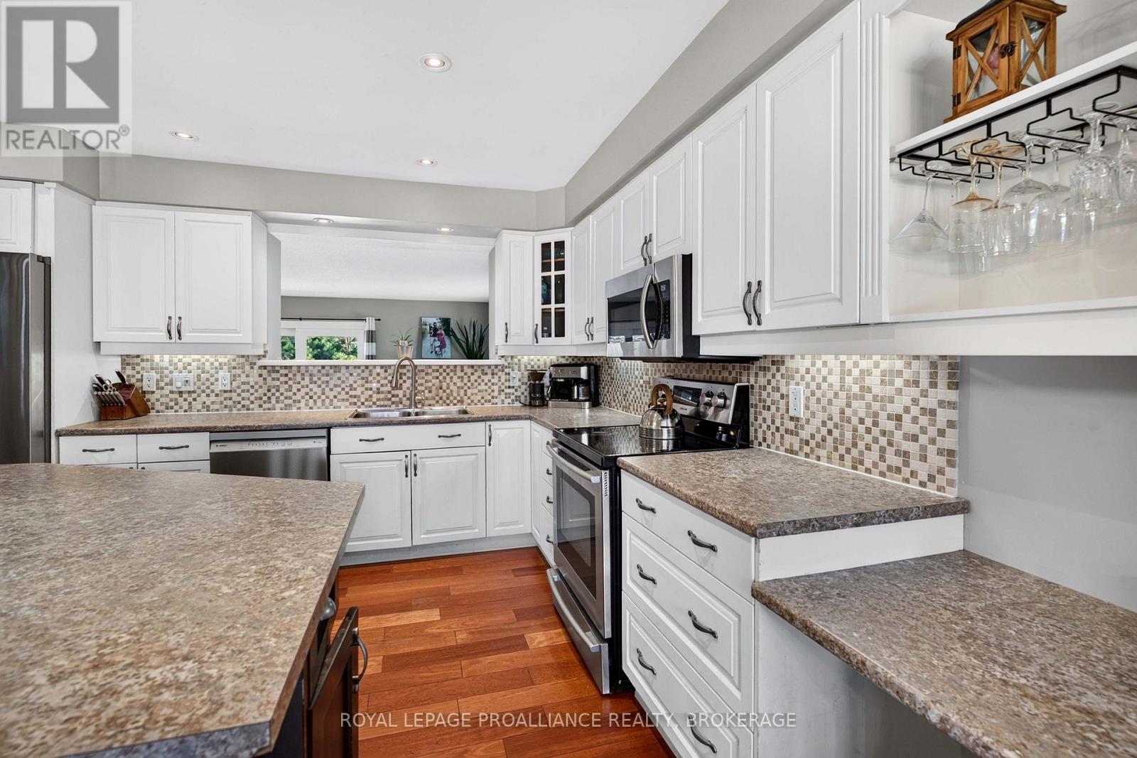294 ROSEMOUNT TERRACE - Image 11