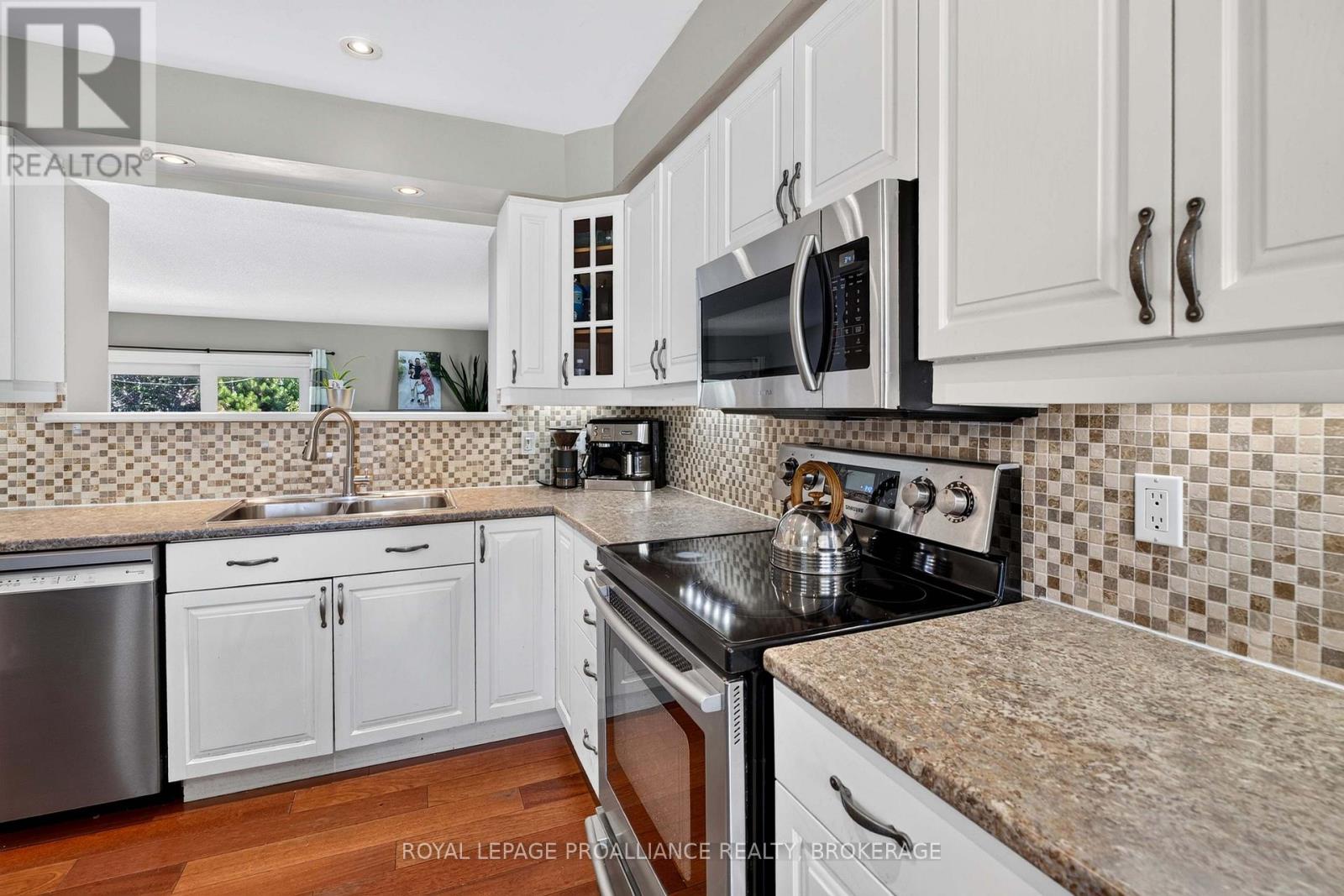 294 ROSEMOUNT TERRACE - Image 13