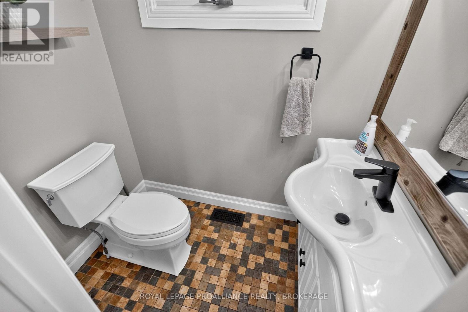 294 ROSEMOUNT TERRACE - Image 26