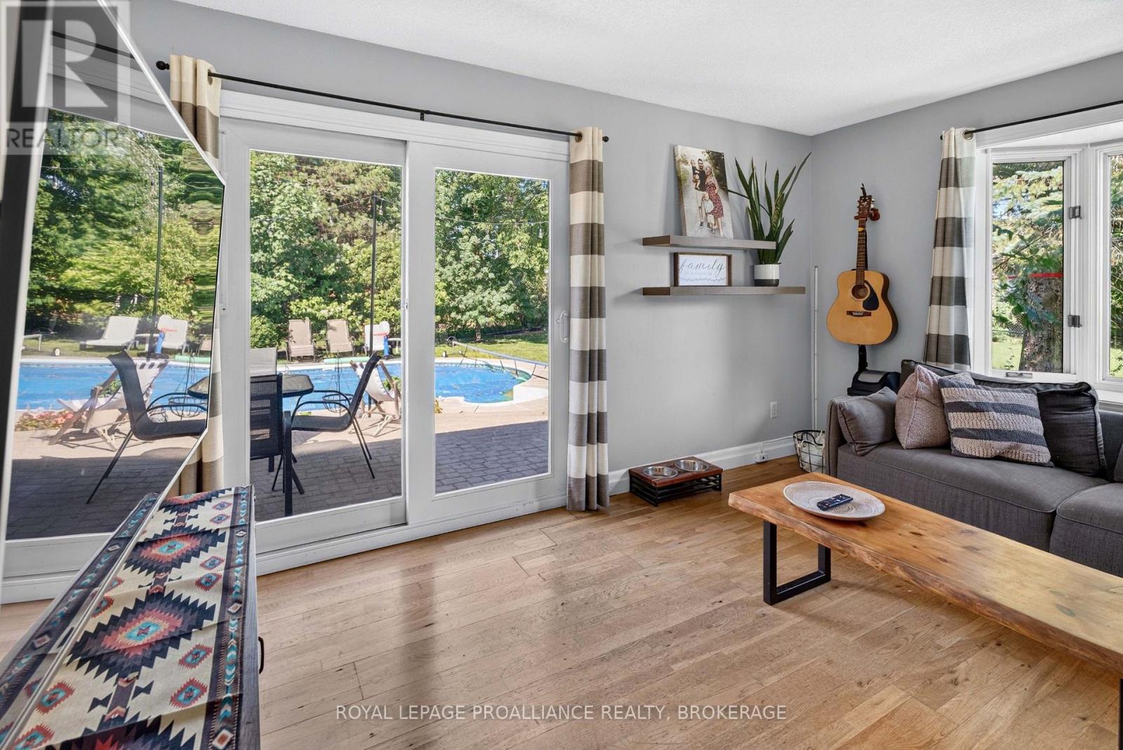 294 ROSEMOUNT TERRACE - Image 30
