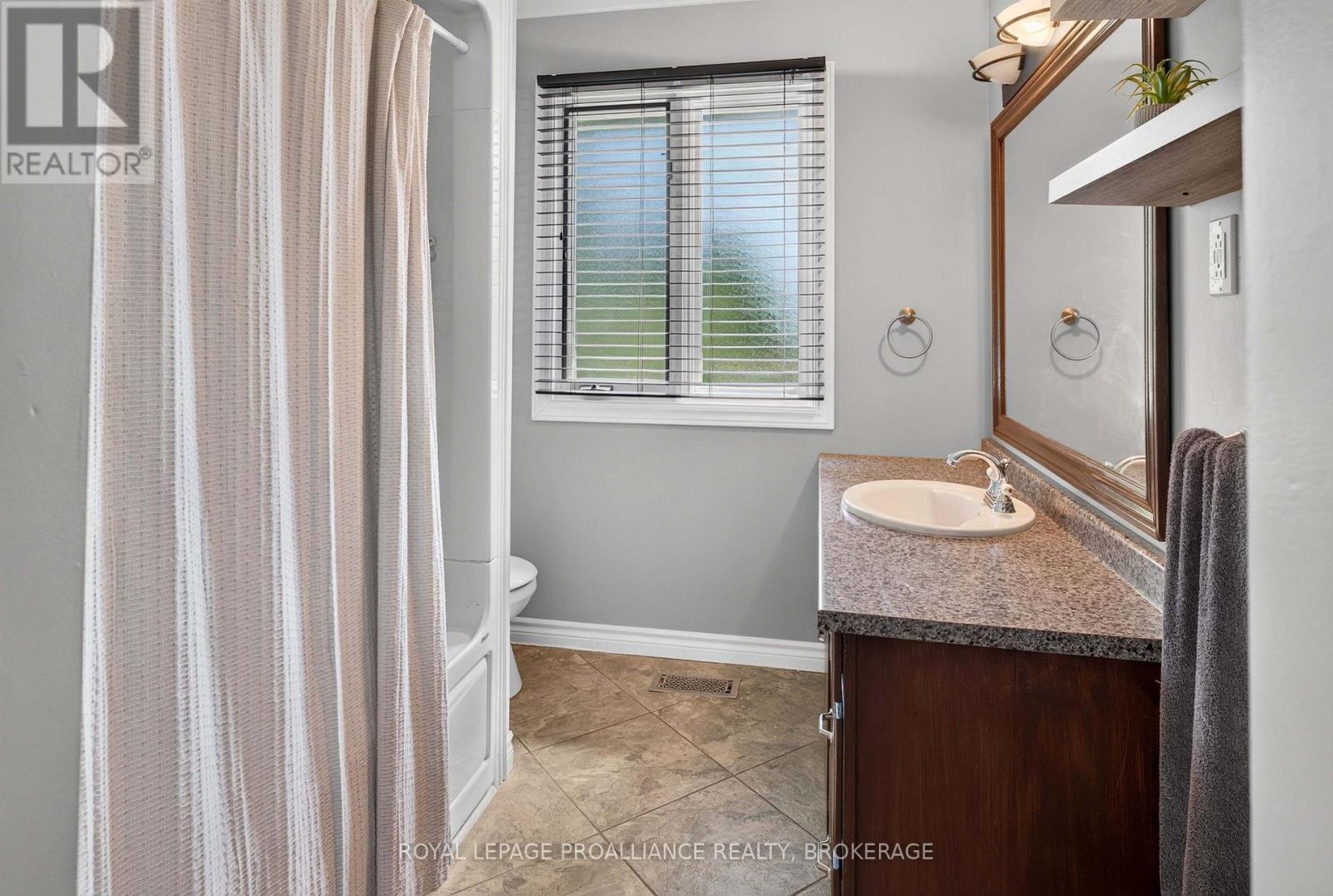 294 ROSEMOUNT TERRACE - Image 33