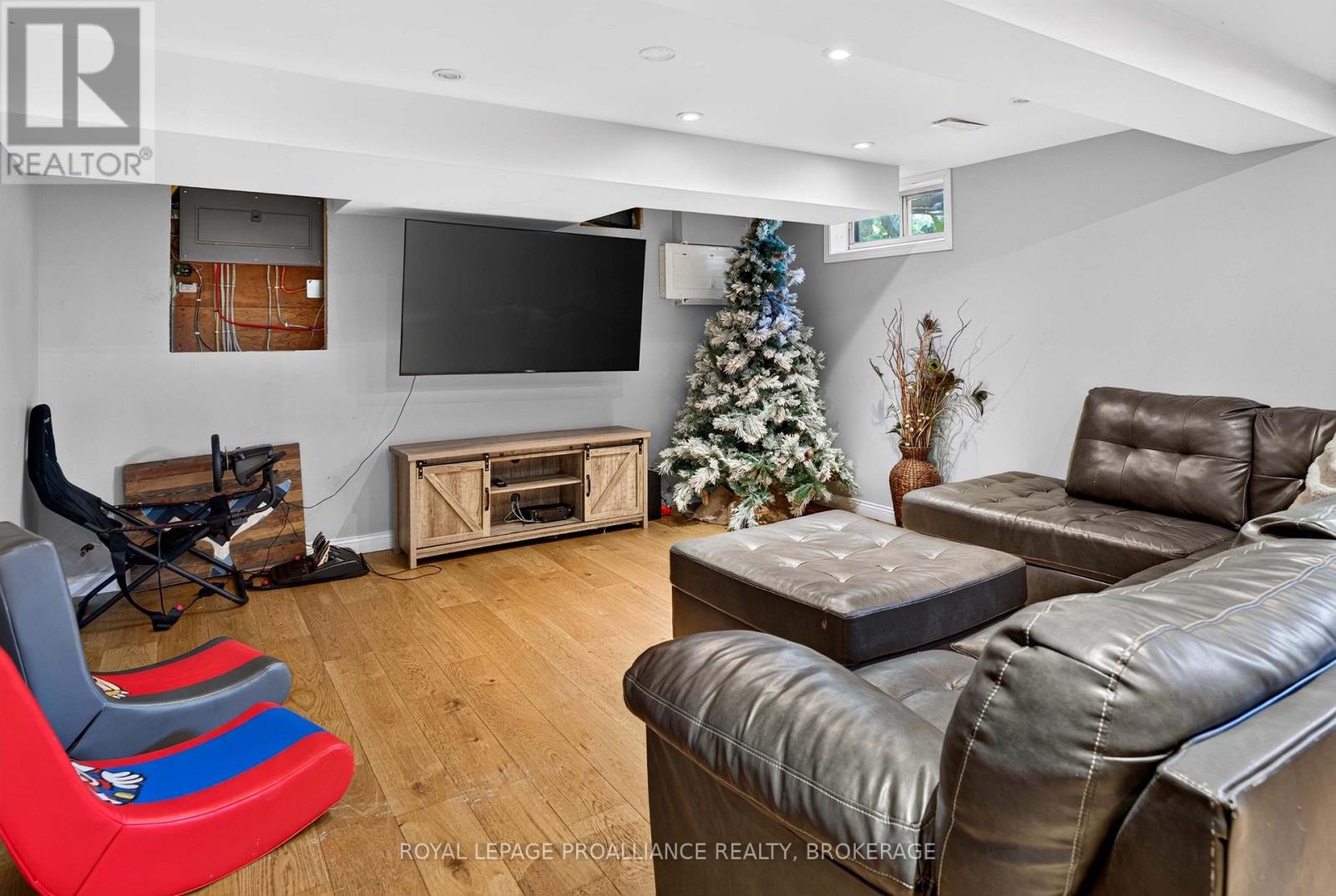 294 ROSEMOUNT TERRACE - Image 39