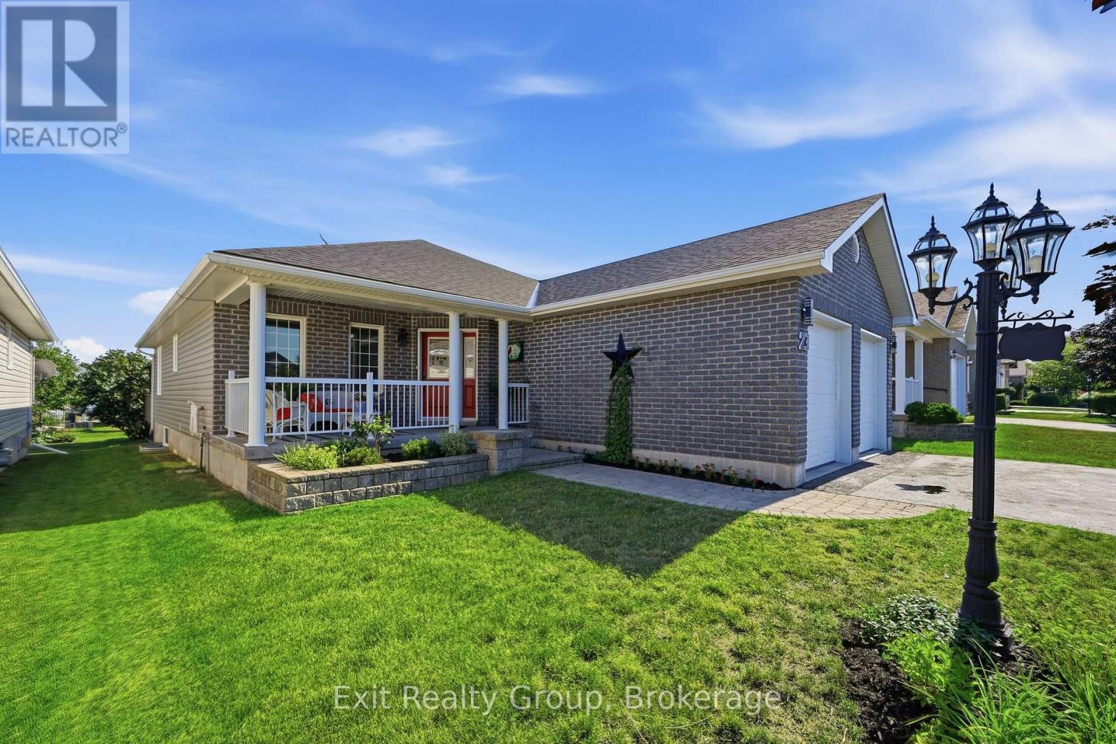 23 MOUNT GROVE CRESCENT - 3