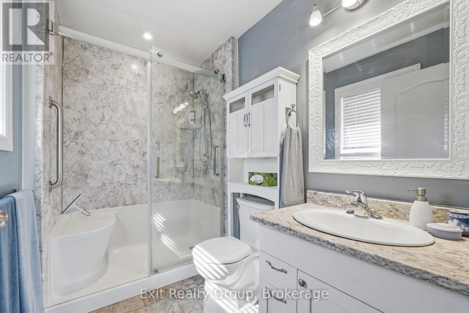 23 MOUNT GROVE CRESCENT - Image 30