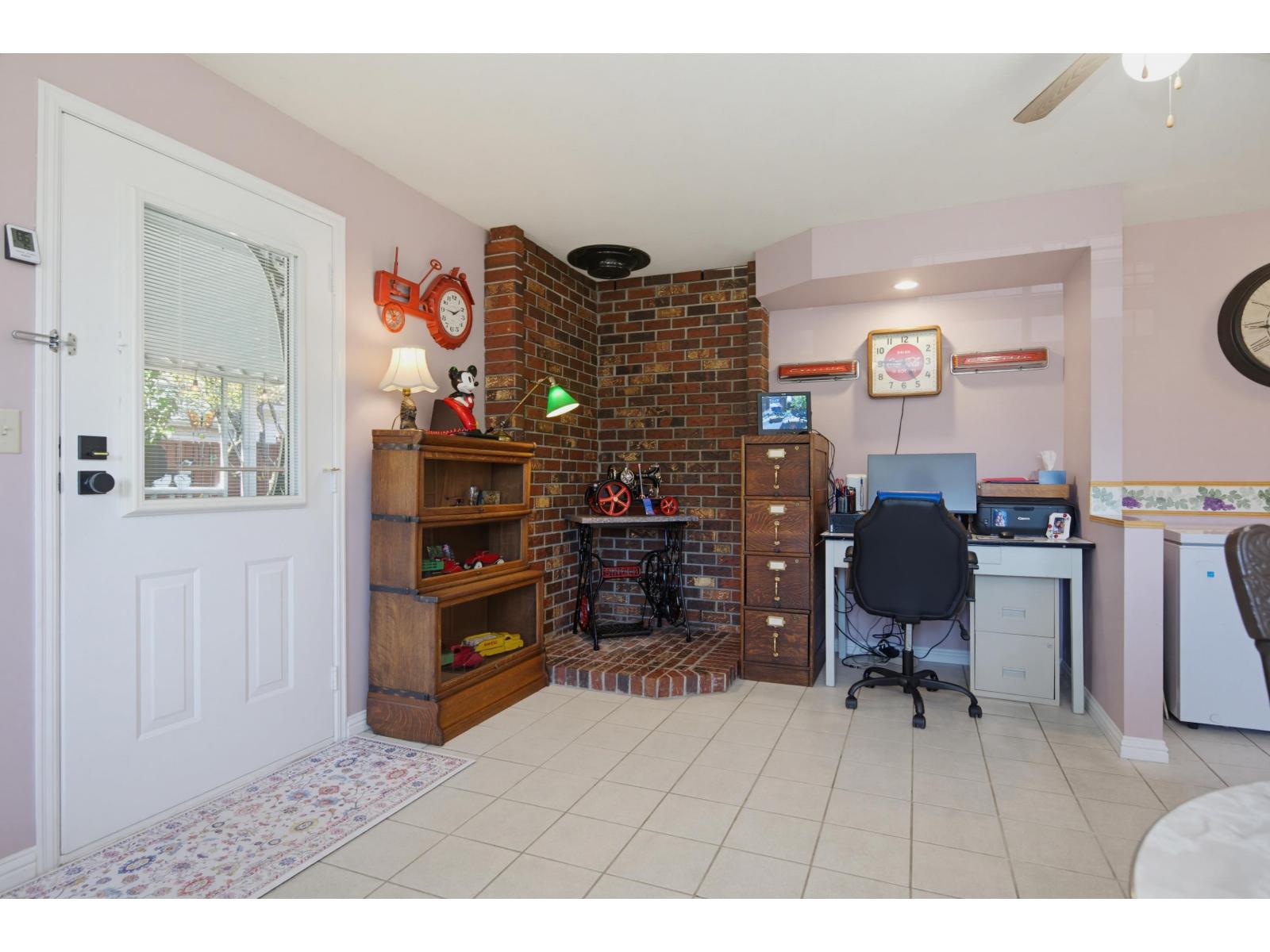 2 Bed, 2 Bath House for Sale in Abbotsford – 3457 MERRITT STREET, Abbotsford – MLS# R3151864 - Image 12
