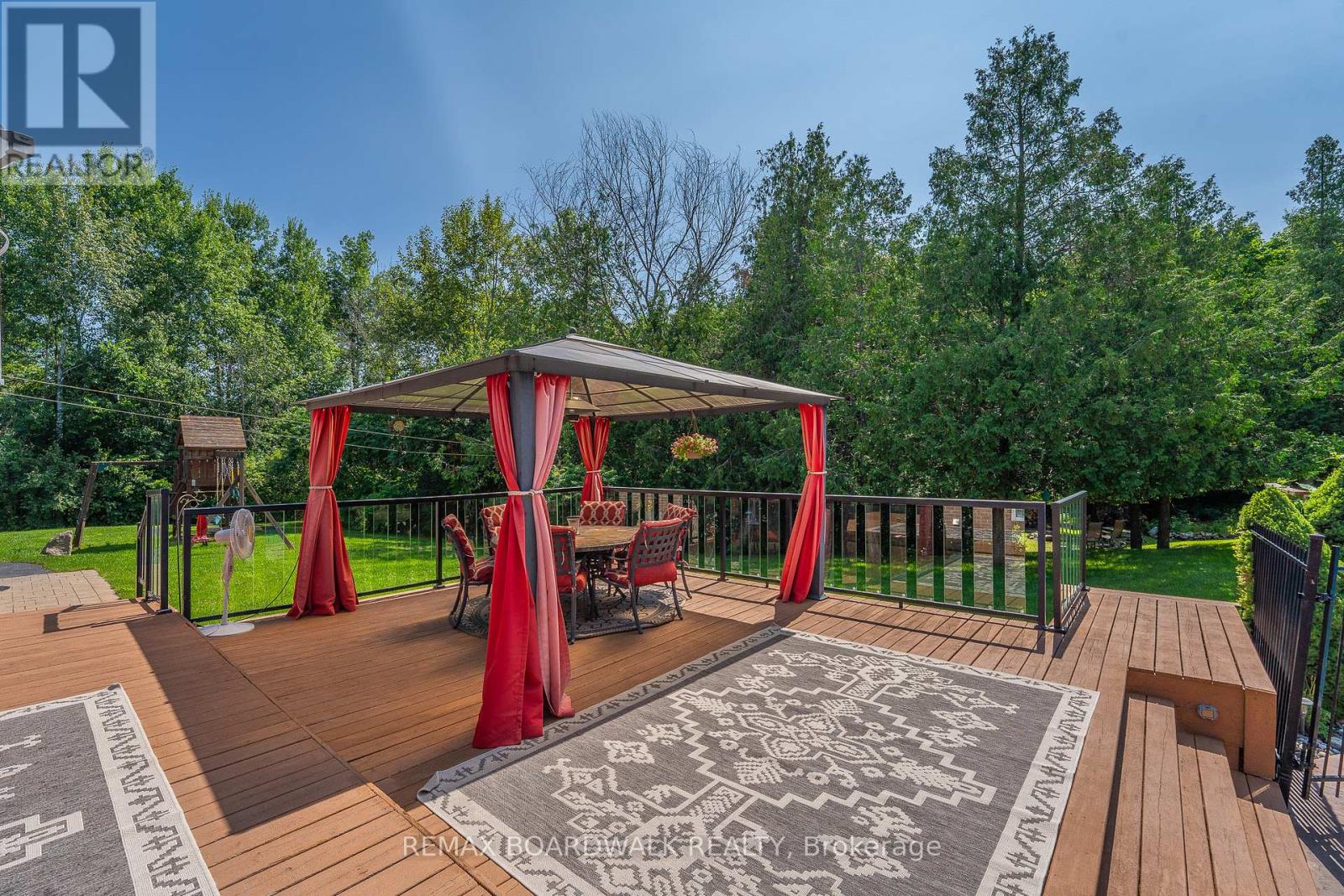 14 PANANDRICK VIEW DRIVE - 29
