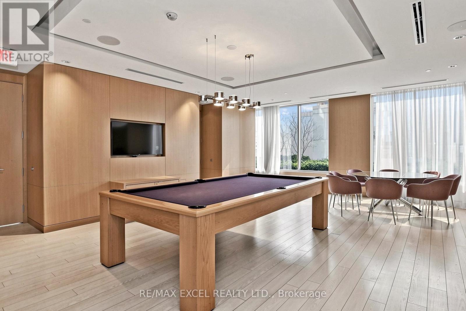 #906 120 HARRISON GARDEN BOULEVARD - Image 18