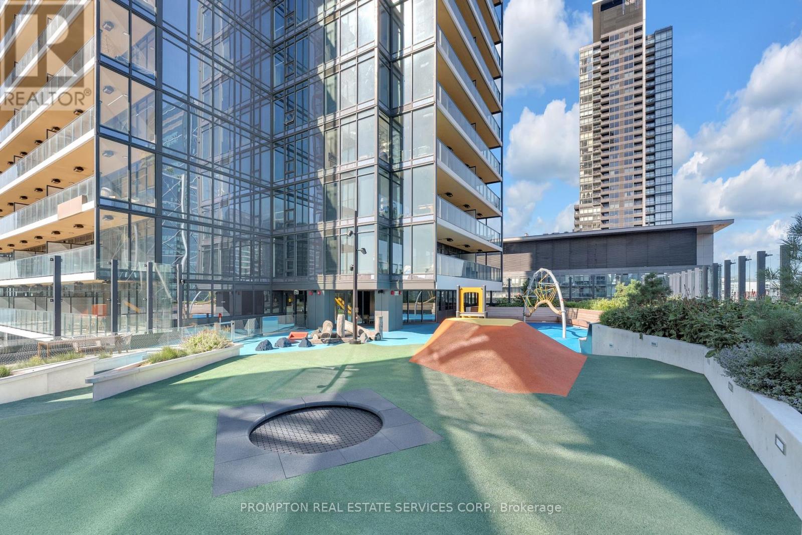 #531 3 CONCORD CITYPLACE WAY - Image 33