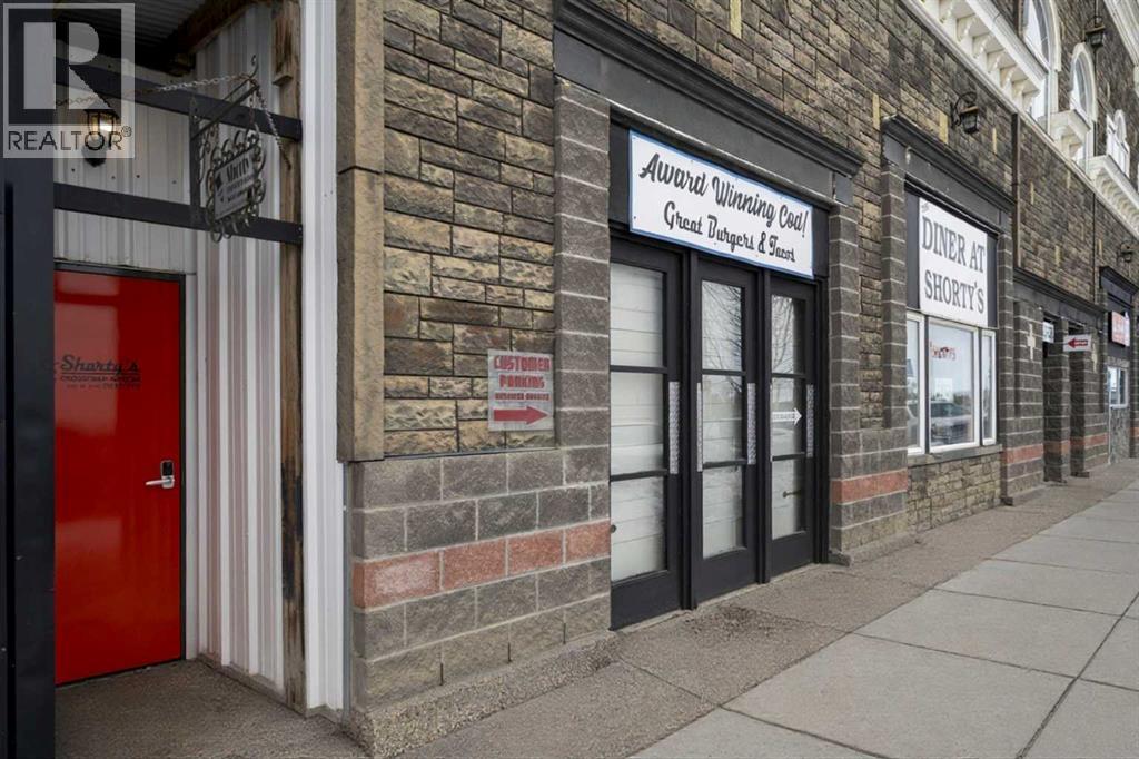 #208 1010 Railway Street - 19