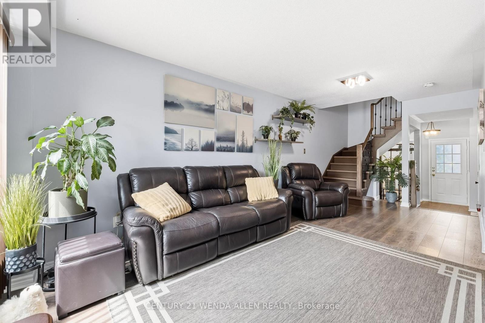 5 JAYS DRIVE - 5