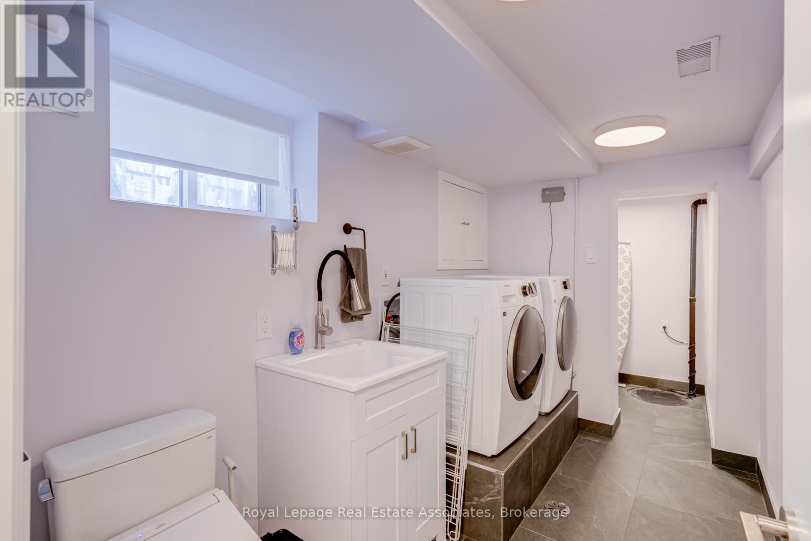 43 HEALE AVENUE - 17
