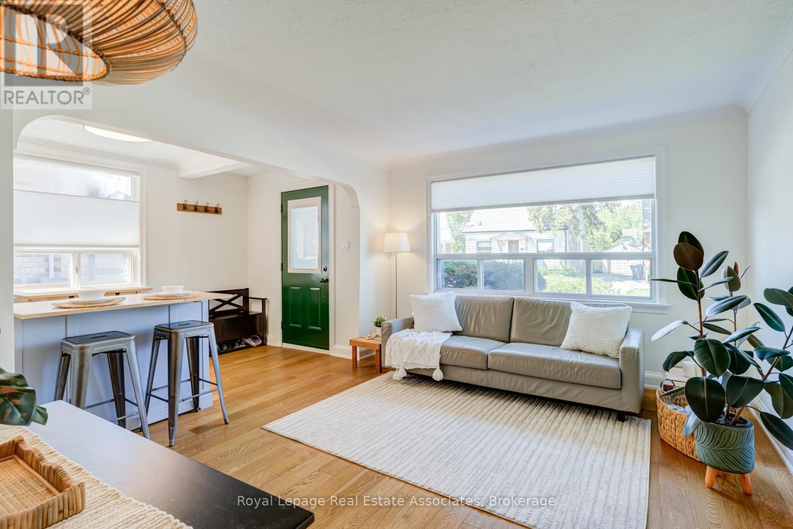 43 HEALE AVENUE - 3