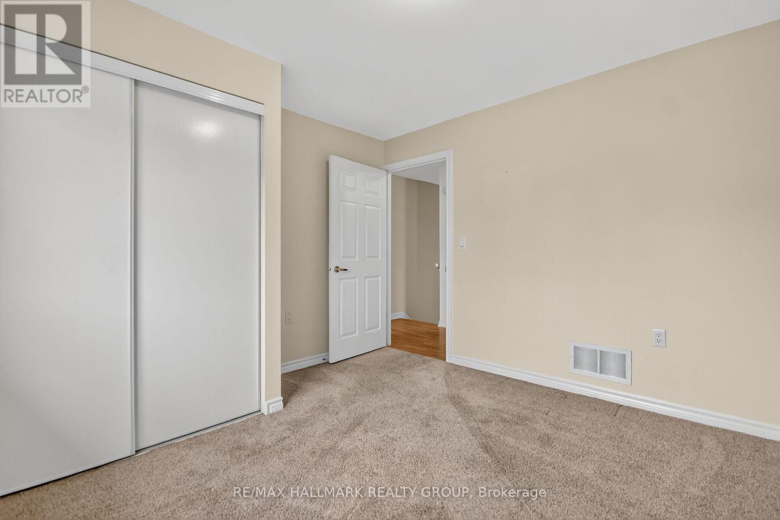 2 Bed, 3 Bath House for Sale in Ottawa – 600 SUNBEAM PRIVATE, Ottawa – MLS# X12588616 - Image 33