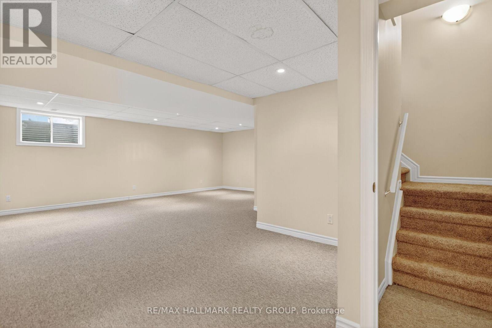 2 Bed, 3 Bath House for Sale in Ottawa – 600 SUNBEAM PRIVATE, Ottawa – MLS# X12588616 - Image 39
