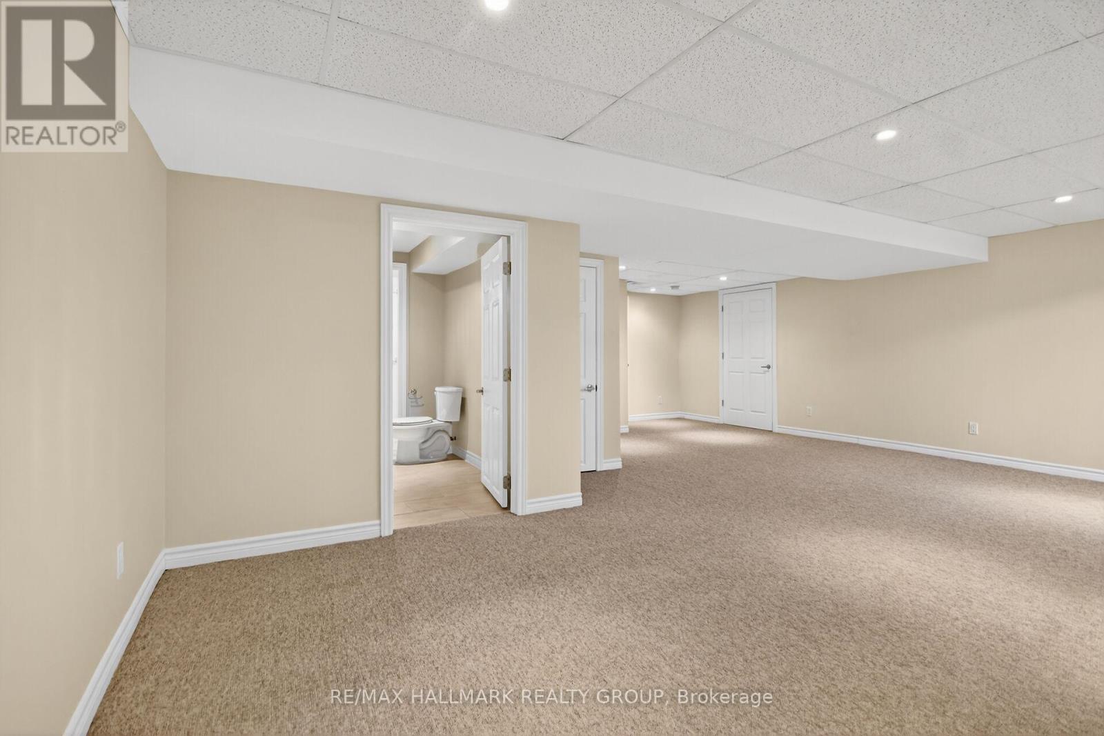 2 Bed, 3 Bath House for Sale in Ottawa – 600 SUNBEAM PRIVATE, Ottawa – MLS# X12588616 - Image 42