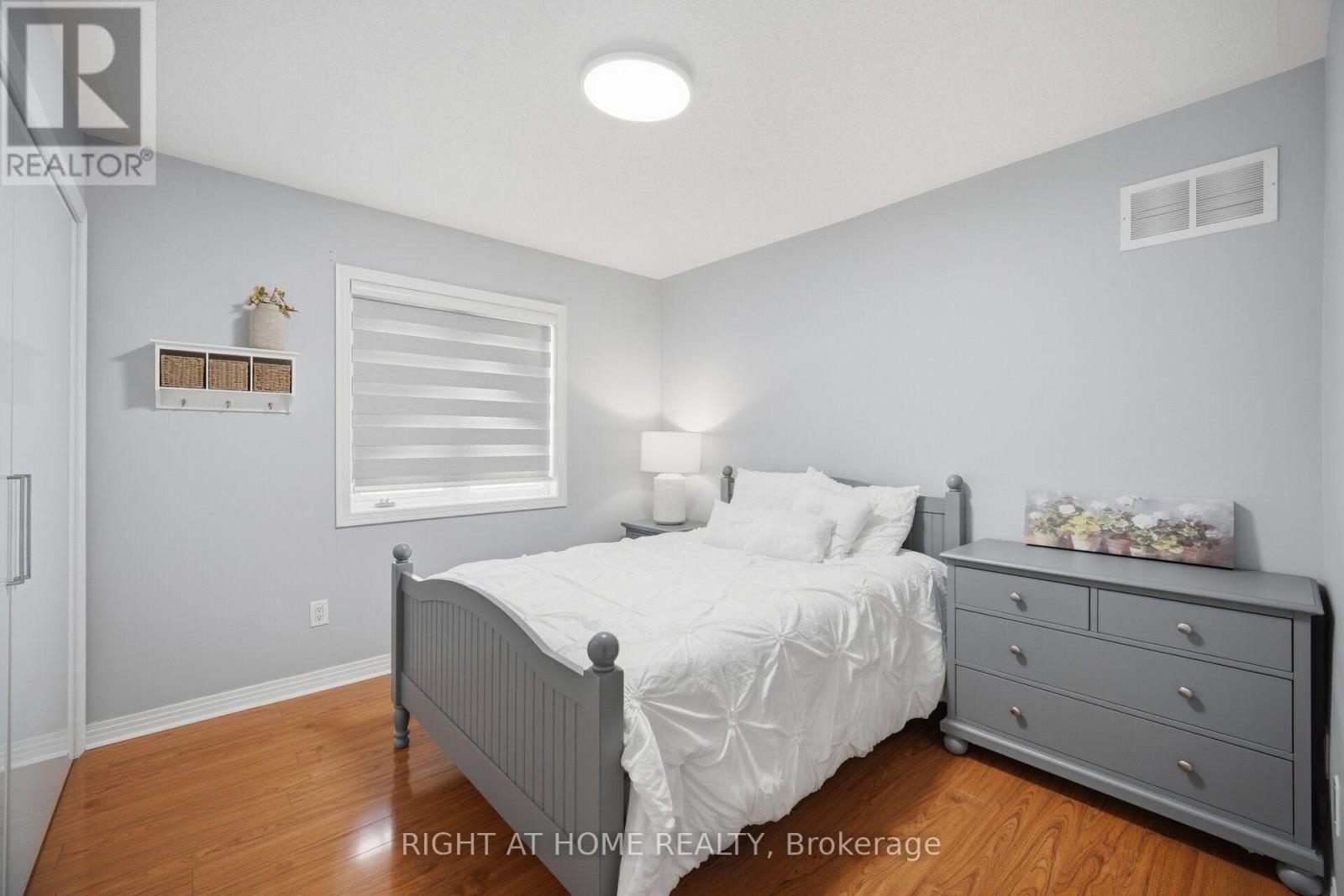 82 STARHILL CRESCENT - Image 38