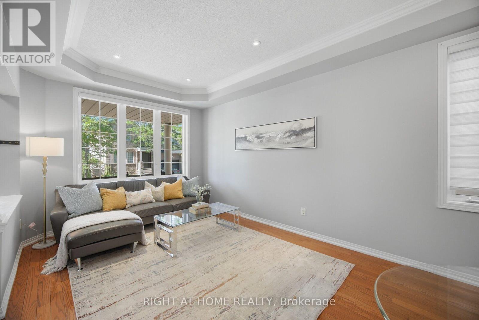 82 STARHILL CRESCENT - 9
