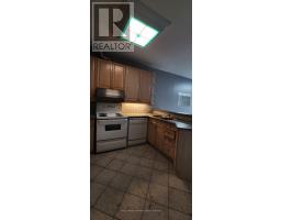 1285a St. Clair Avenue, Toronto, ON M6E1B8 Photo 12