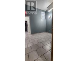 1285a St. Clair Avenue, Toronto, ON M6E1B8 Photo 6