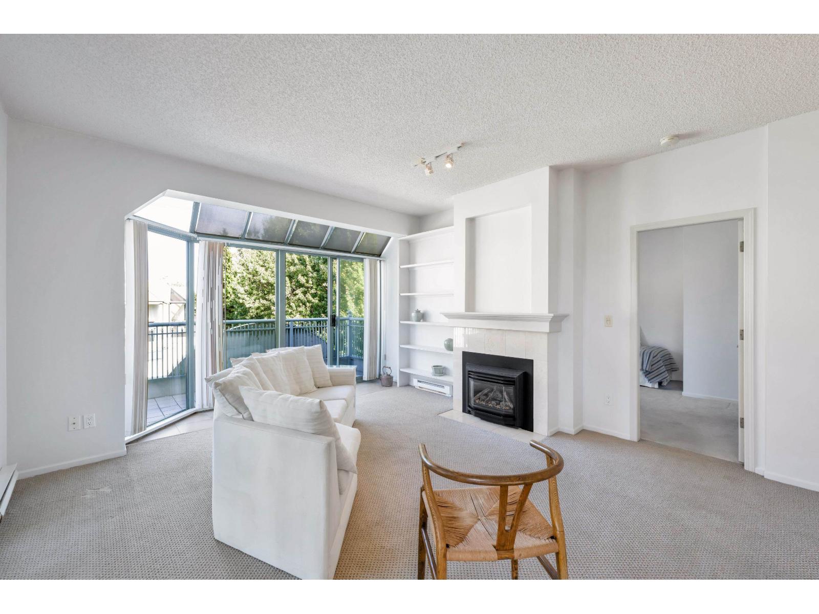 2 Bed, 2 Bath Apartment for Sale in Surrey – 402 1765 MARTIN DRIVE, Surrey – MLS# R3149896 - Image 22