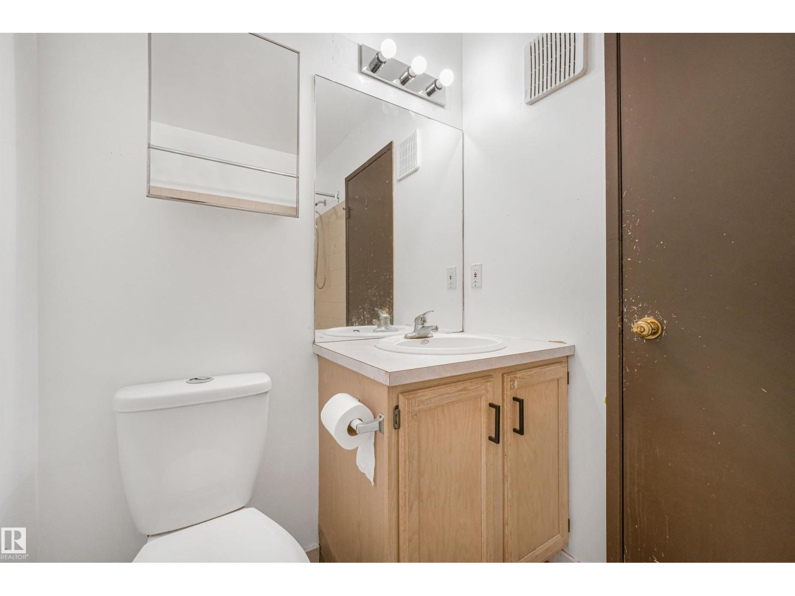 #410 5065 31 AV NW - 49