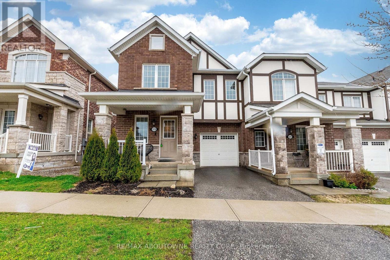 1239 MULRONEY HEIGHTS - 2
