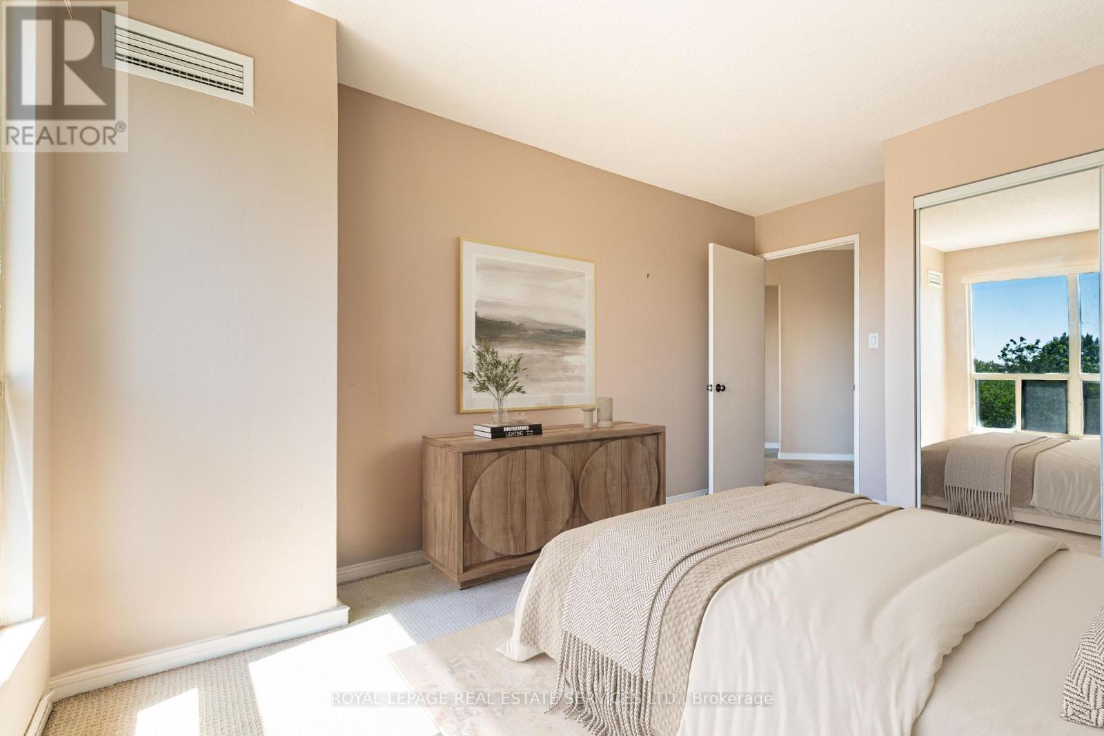 #511 2269 LAKE SHORE BOULEVARD W - Image 9