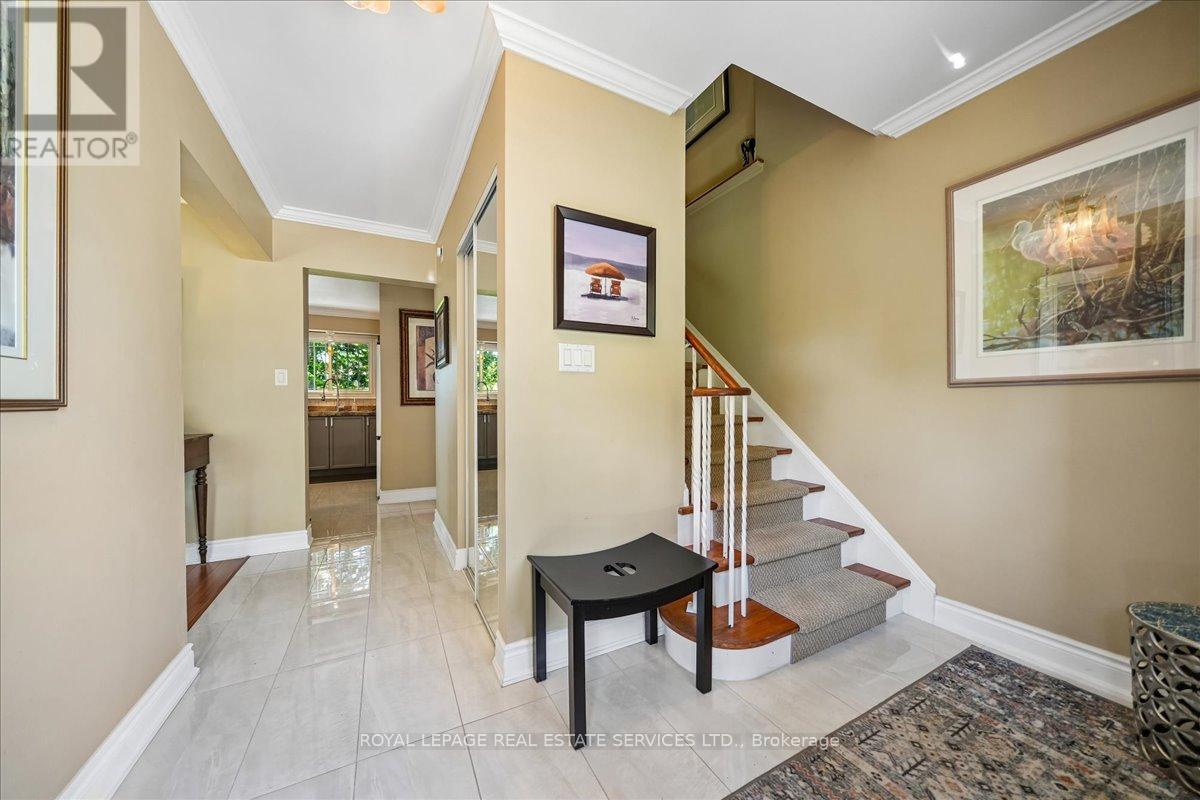987 SIERRA BOULEVARD - 4