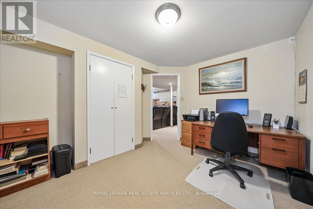 987 SIERRA BOULEVARD - 41