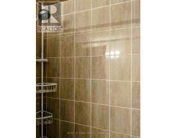 32 Aspen Hills Road, Brampton, ON L6Y6E4 Photo 8