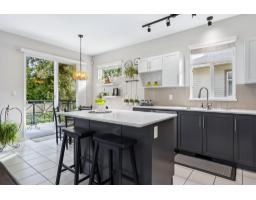 16 15188 62a Avenue, Surrey, BC V3S1W7 Photo 6