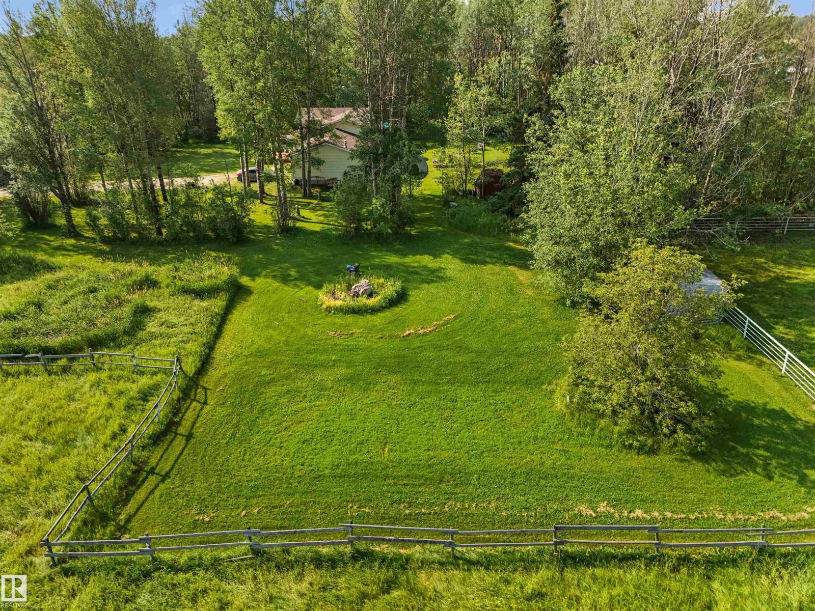 7415 TWP ROAD 494 - HOUSE B - 14