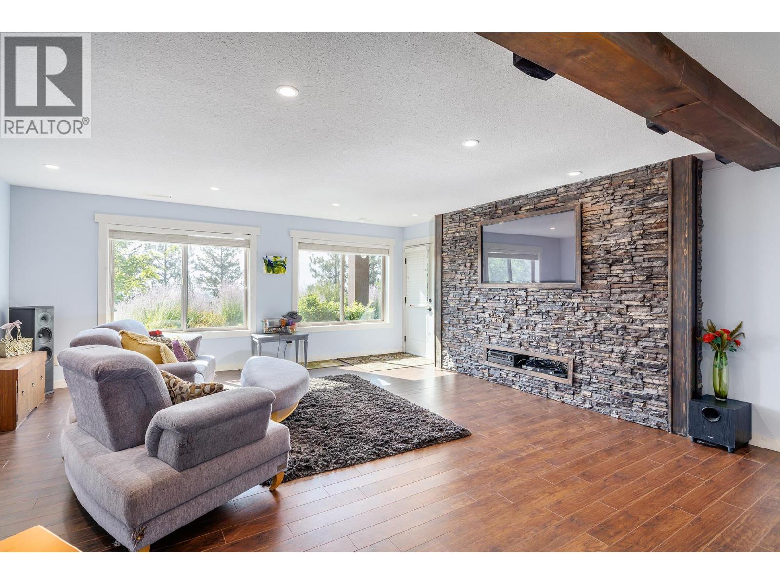 #35 2040 Rosealee Lane - 20