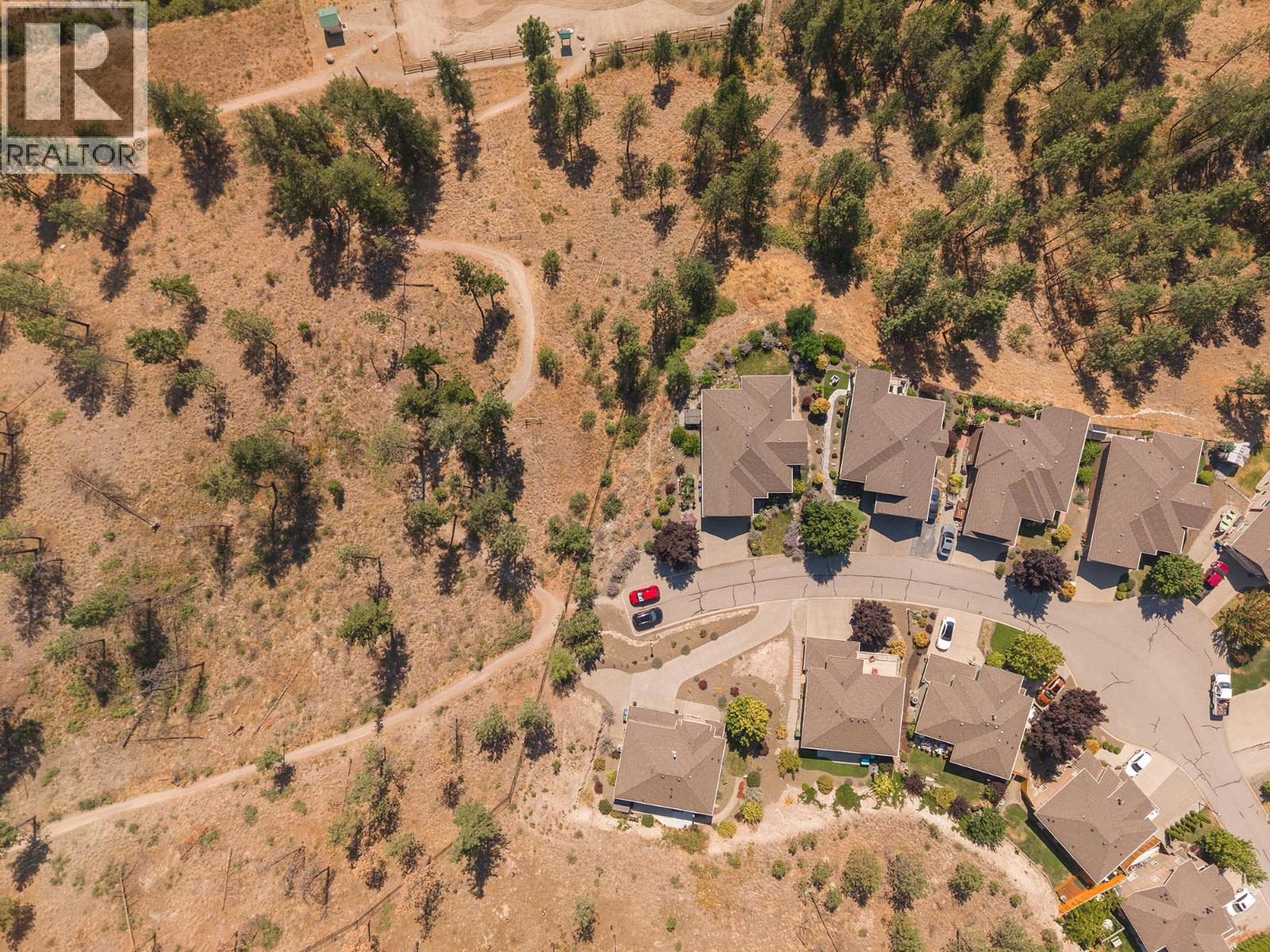 #35 2040 Rosealee Lane - Image 3