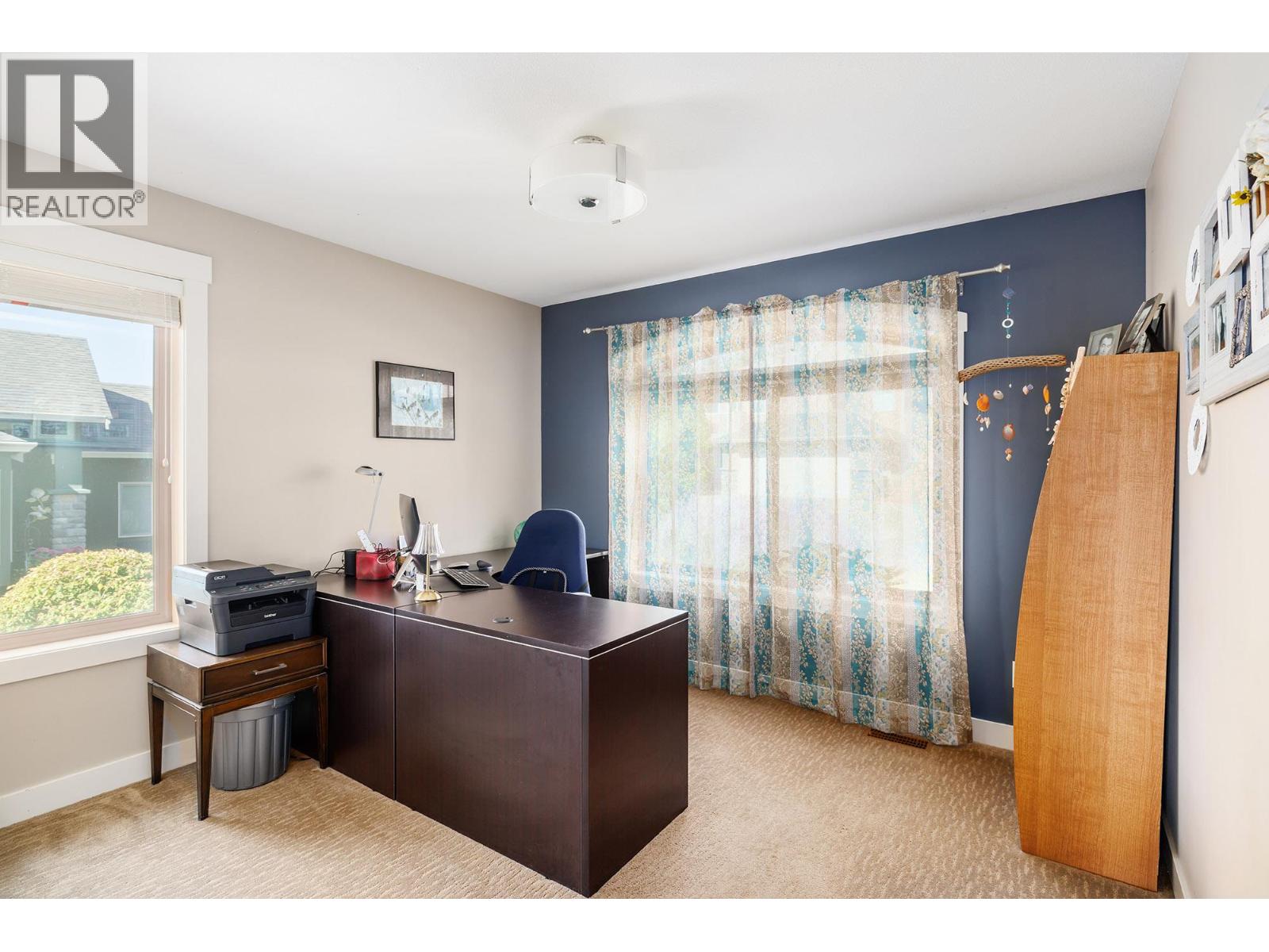 #35 2040 Rosealee Lane - Image 17