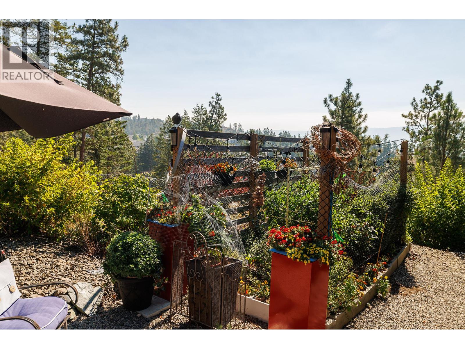 #35 2040 Rosealee Lane - Image 32