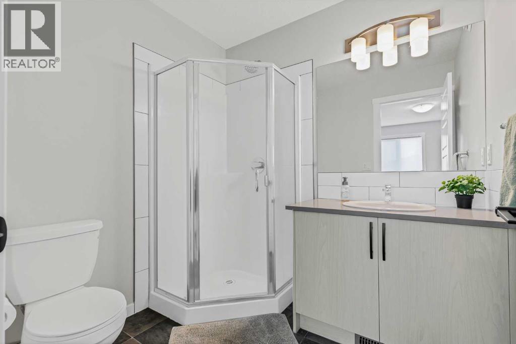 162 Chinook Gate Boulevard SW - 16