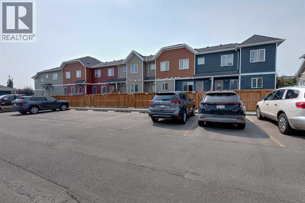 162 Chinook Gate Boulevard SW - 30