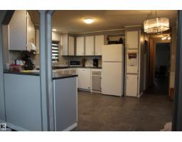 1118 Lakevista Dr, Sherwood Park, AB T8H1J6 Photo 9